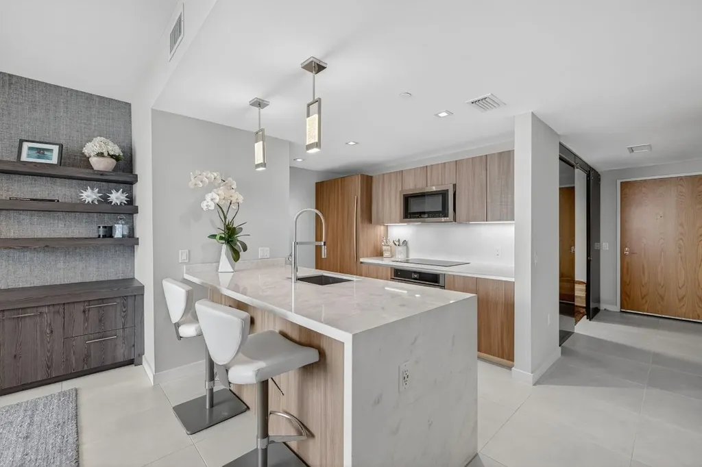 401 N Birch Road Fort Lauderdale FL 33304