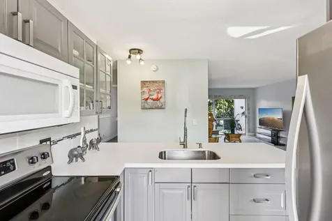 2131 NE 42nd Court Lighthouse Point FL 33064