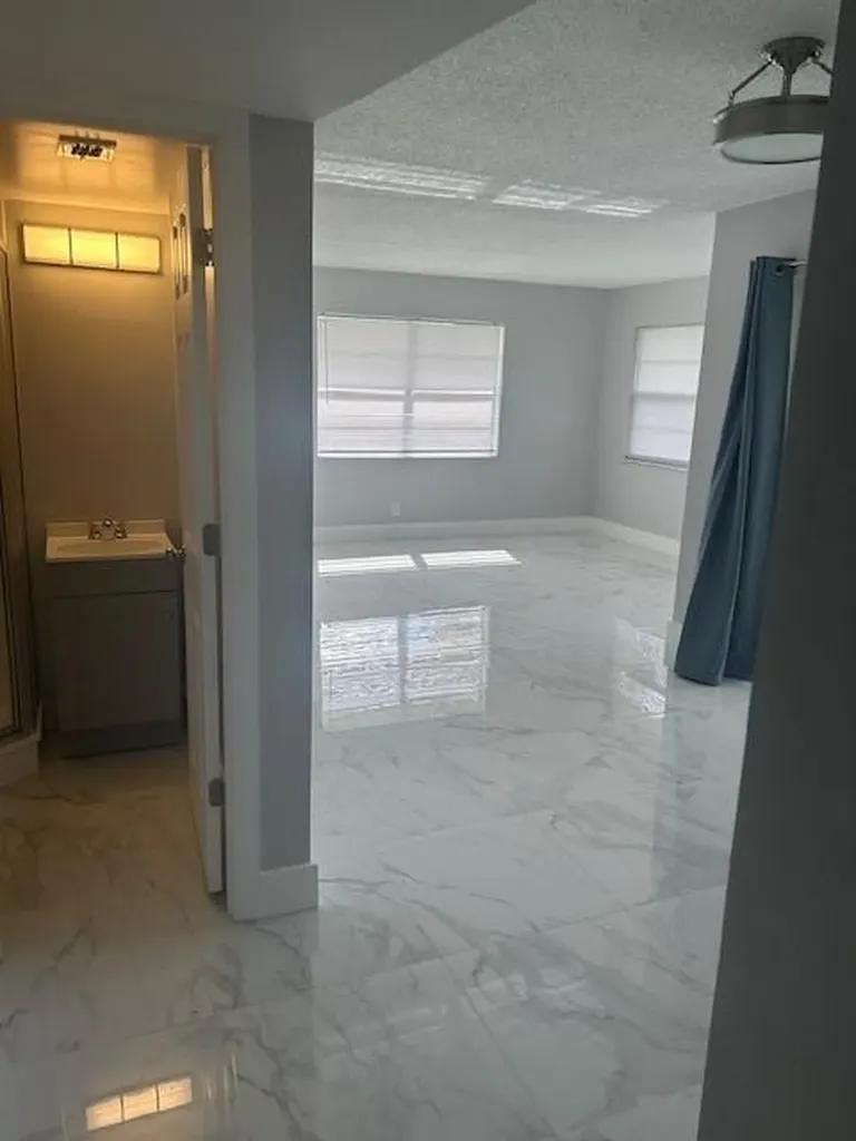 10290 NW 36th Street Coral Springs FL 33065