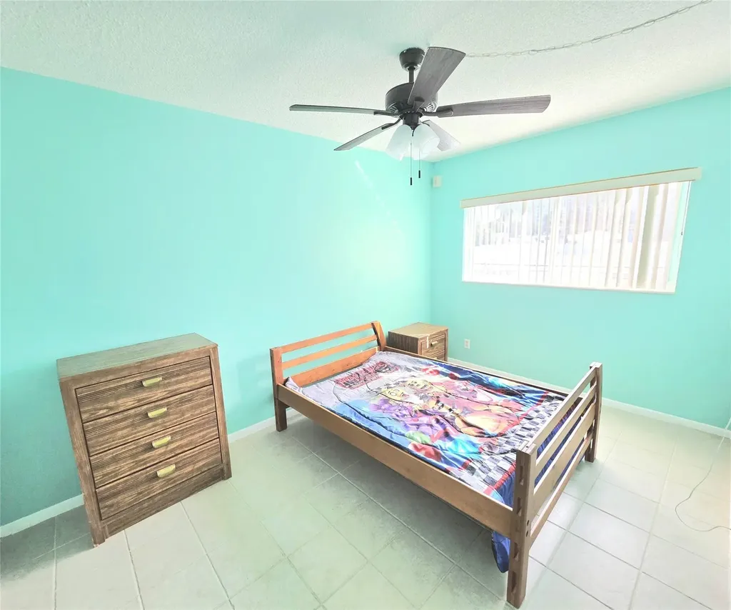3200 NE 7th Court Pompano Beach FL 33062
