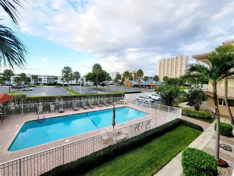 3200 NE 7th Court Pompano Beach FL 33062