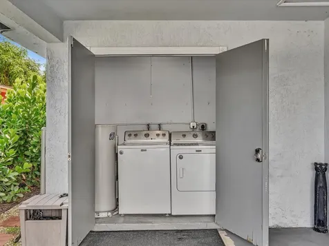 3540 SW 12th Court Fort Lauderdale FL 33312