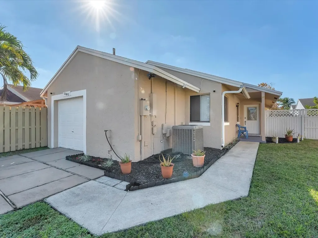 1160 SW 110th Avenue Pembroke Pines FL 33025