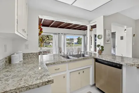 4305 NW 49th Drive Tamarac FL 33319