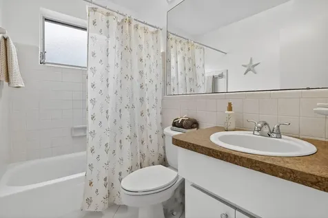 4305 NW 49th Drive Tamarac FL 33319