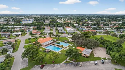 4305 NW 49th Drive Tamarac FL 33319