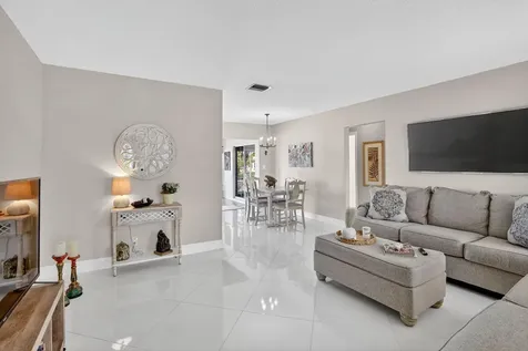 4305 NW 49th Drive Tamarac FL 33319