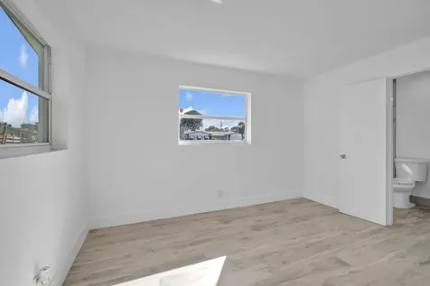 4911 NW 16th Street Lauderhill FL 33313