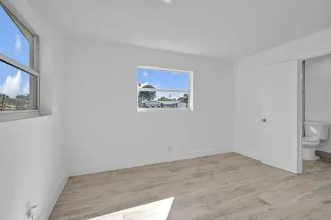 4911 NW 16th Street Lauderhill FL 33313