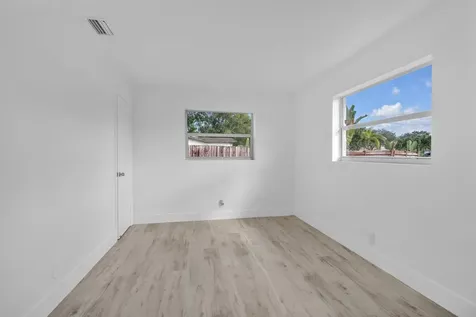 4911 NW 16th Street Lauderhill FL 33313