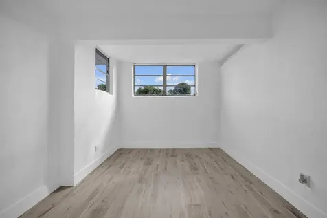 4911 NW 16th Street Lauderhill FL 33313