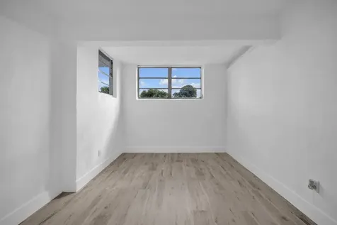 4911 NW 16th Street Lauderhill FL 33313