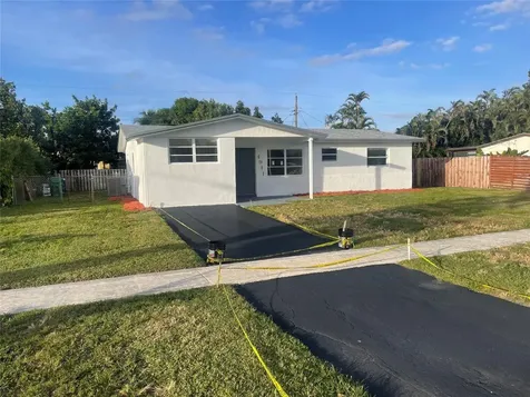 4911 NW 16th Street Lauderhill FL 33313