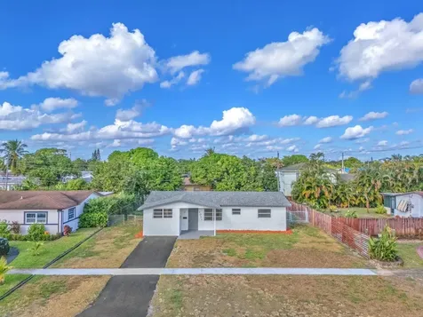 4911 NW 16th Street Lauderhill FL 33313