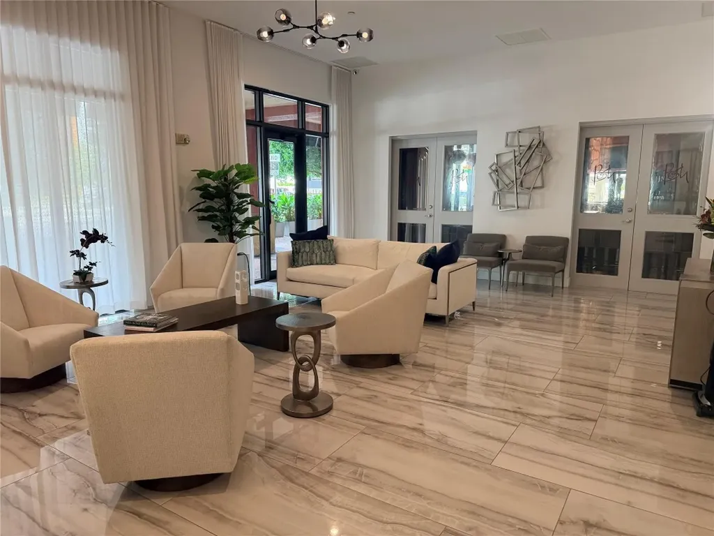 100 N Federal Highway Fort Lauderdale FL 33301