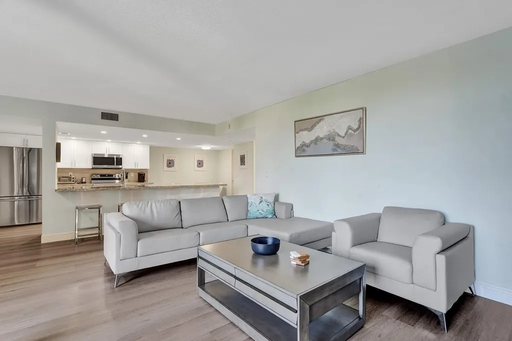 955 Dotterel Road Delray Beach FL 33444