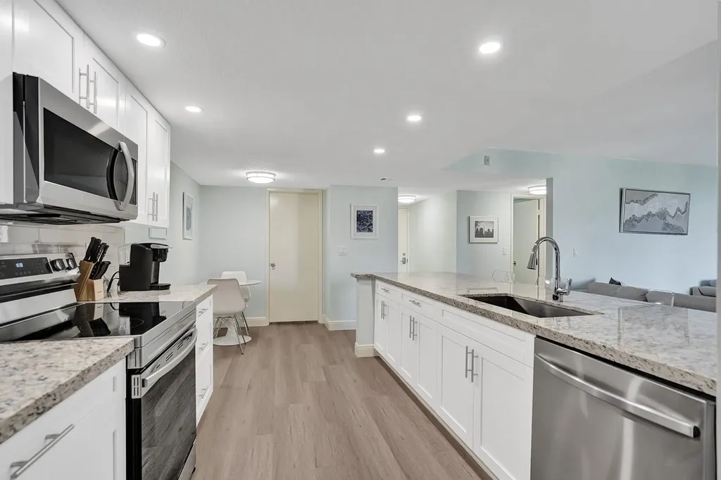 955 Dotterel Road Delray Beach FL 33444