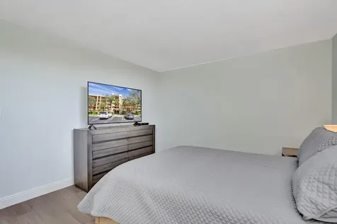 955 Dotterel Road Delray Beach FL 33444