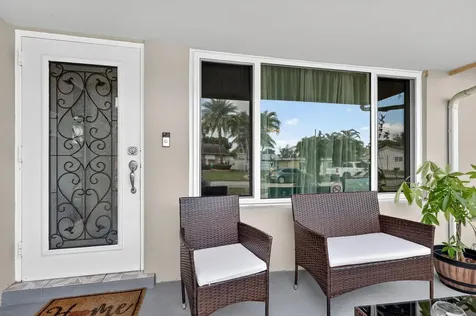 1910 SW 98th Terrace Miramar FL 33025