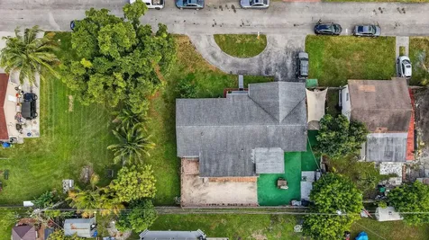 1910 SW 98th Terrace Miramar FL 33025