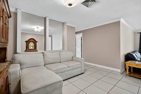 1910 SW 98th Terrace Miramar FL 33025