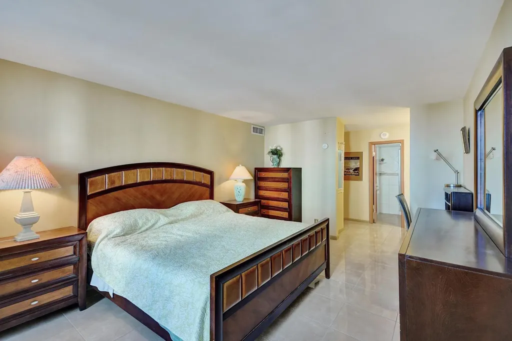 1000 S Ocean Boulevard Pompano Beach FL 33062