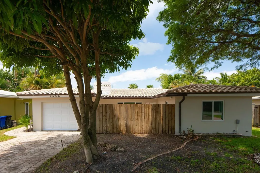 1623 NE 20th Street Fort Lauderdale FL 33305