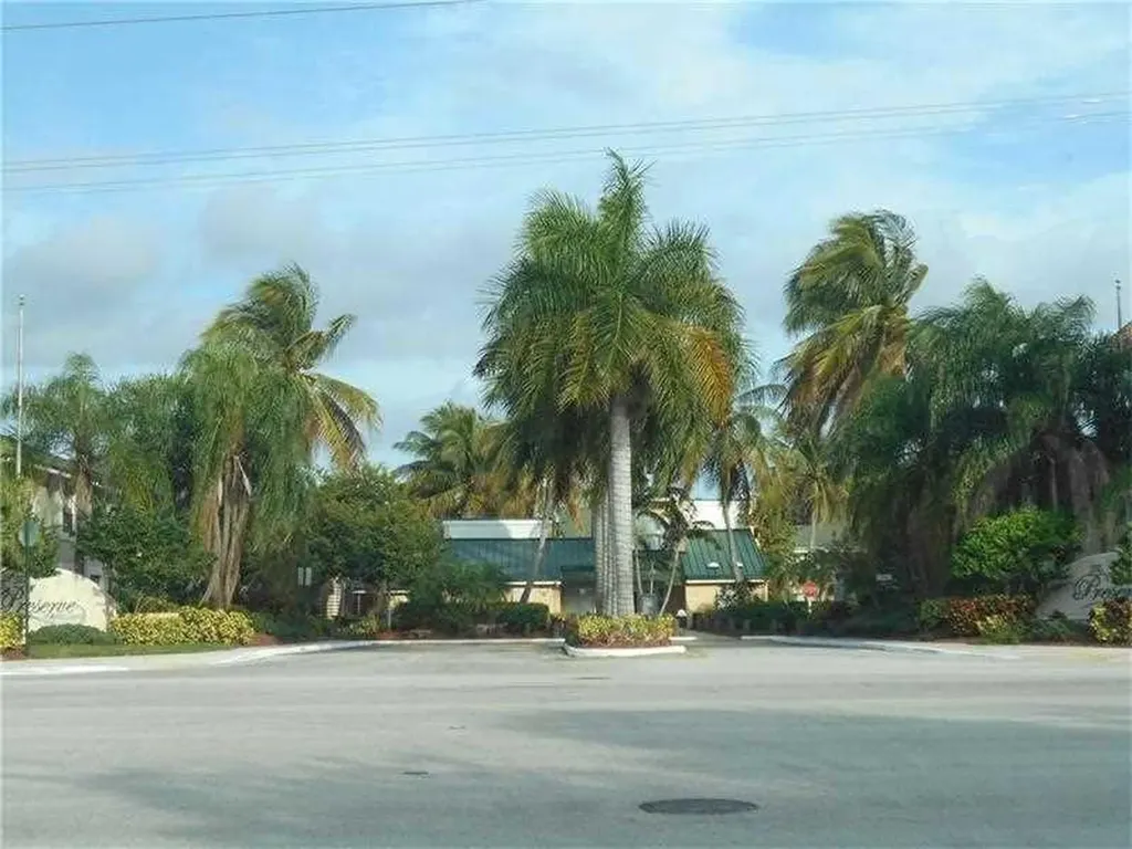 4014 NW 87th Avenue Sunrise FL 33351