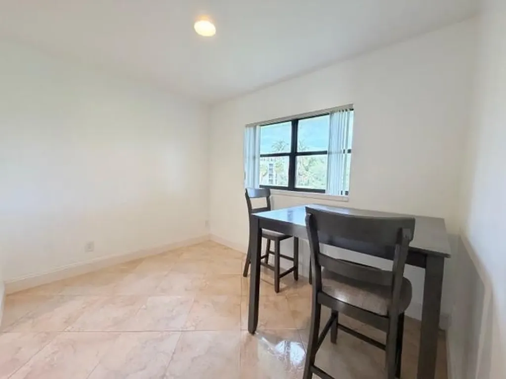 4014 NW 87th Avenue Sunrise FL 33351