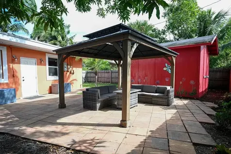 248 NE 41st Street Deerfield Beach FL 33064