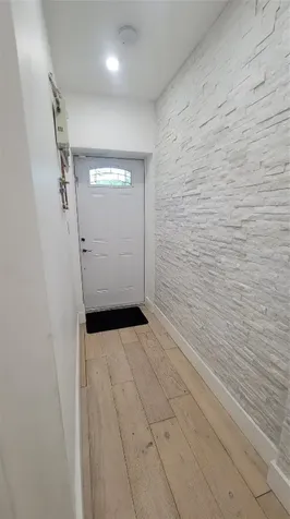 512 NW 15th Terrace Fort Lauderdale FL 33311