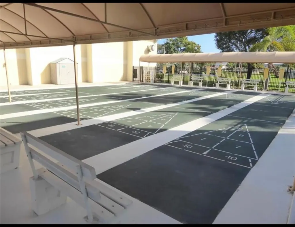 2615 NE 3rd Court Boynton Beach FL 33435