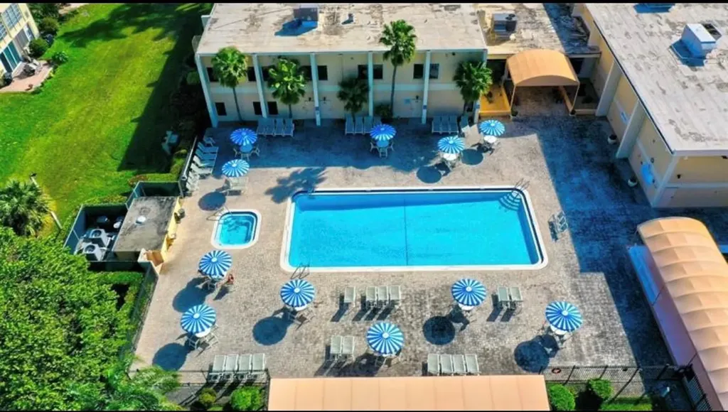 2615 NE 3rd Court Boynton Beach FL 33435