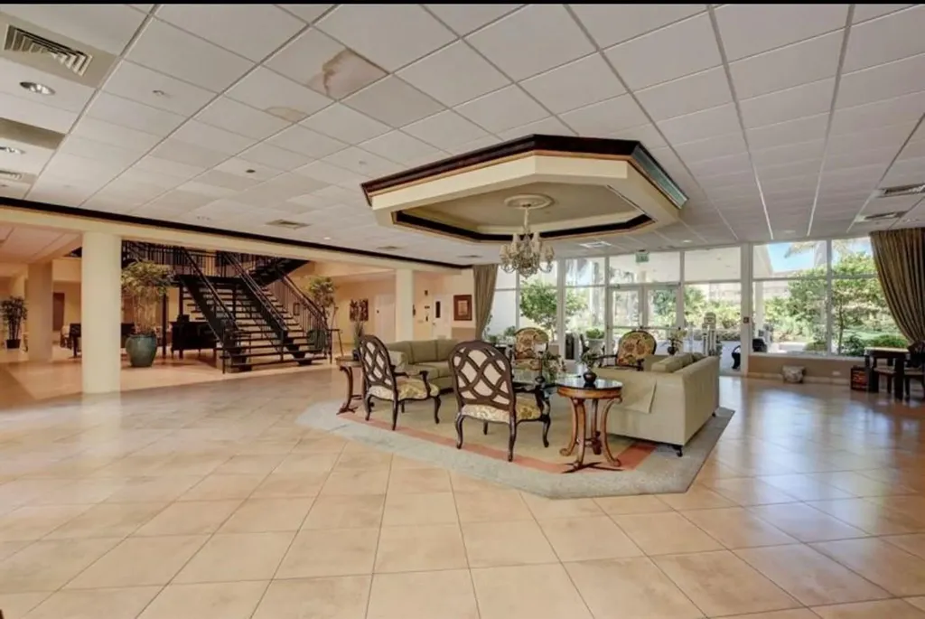 2615 NE 3rd Court Boynton Beach FL 33435