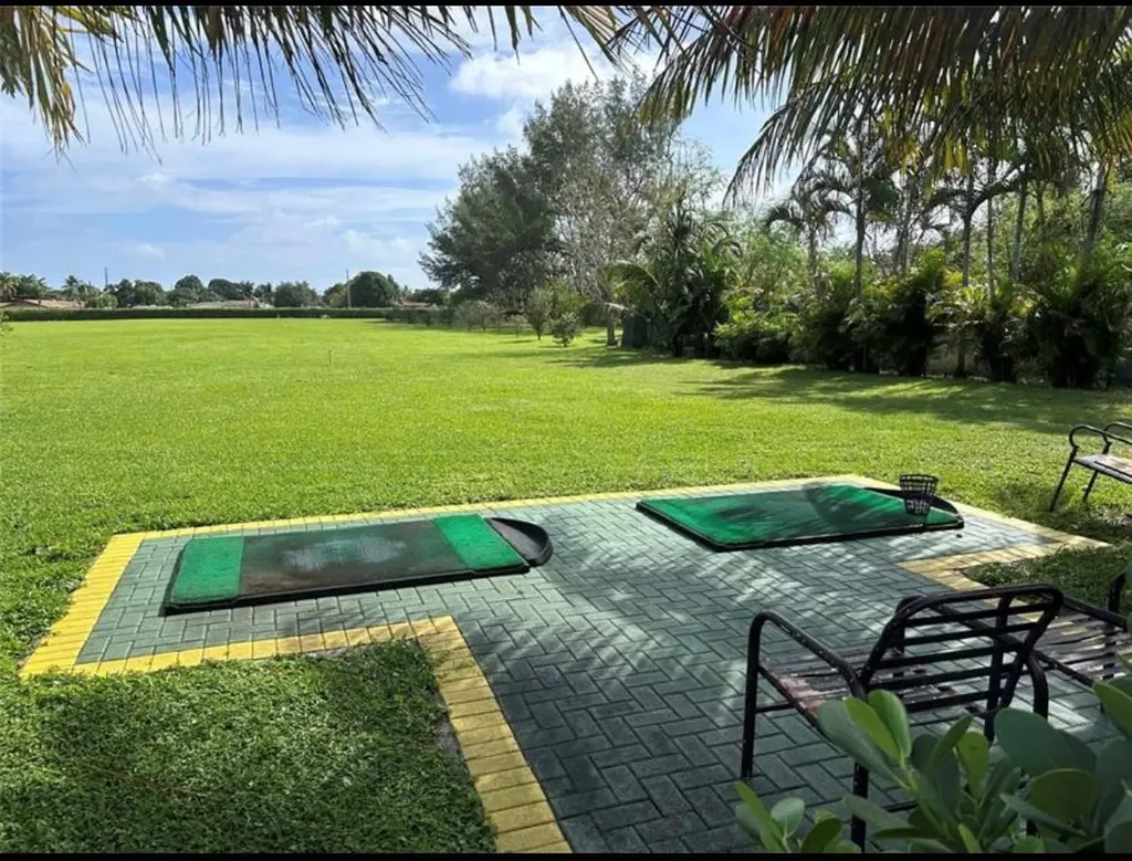 2615 NE 3rd Court Boynton Beach FL 33435