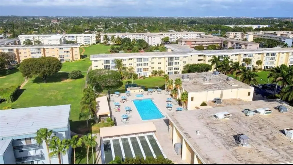 2615 NE 3rd Court Boynton Beach FL 33435