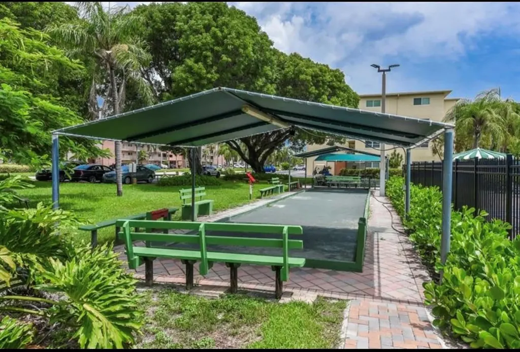 2615 NE 3rd Court Boynton Beach FL 33435