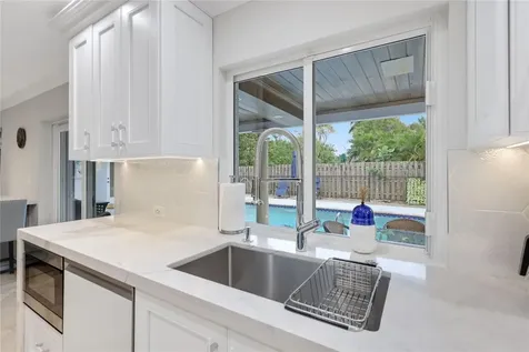 1459 NW 113th Terrace Coral Springs FL 33071