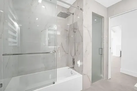2291 SW 17th Street Miami FL 33145