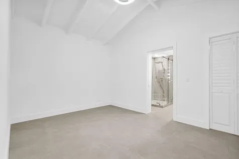 2291 SW 17th Street Miami FL 33145