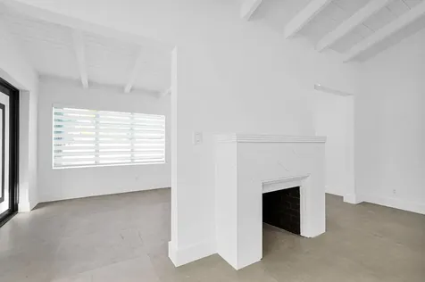 2291 SW 17th Street Miami FL 33145