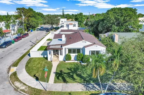 2291 SW 17th Street Miami FL 33145