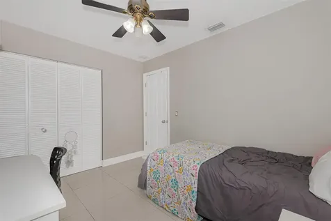 7509 NW 40th Place Coral Springs FL 33065