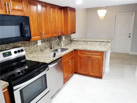 2743 NW 47th Terrace Lauderdale Lakes FL 33313