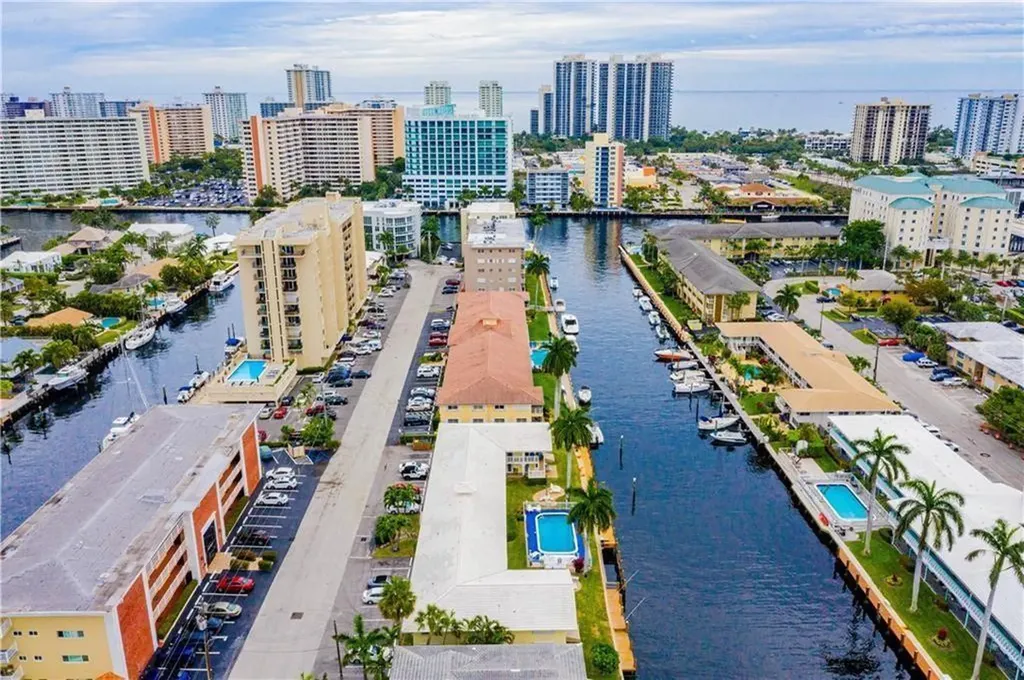 2840 NE 33rd Court Fort Lauderdale FL 33306