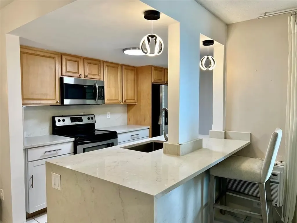 2840 NE 33rd Court Fort Lauderdale FL 33306
