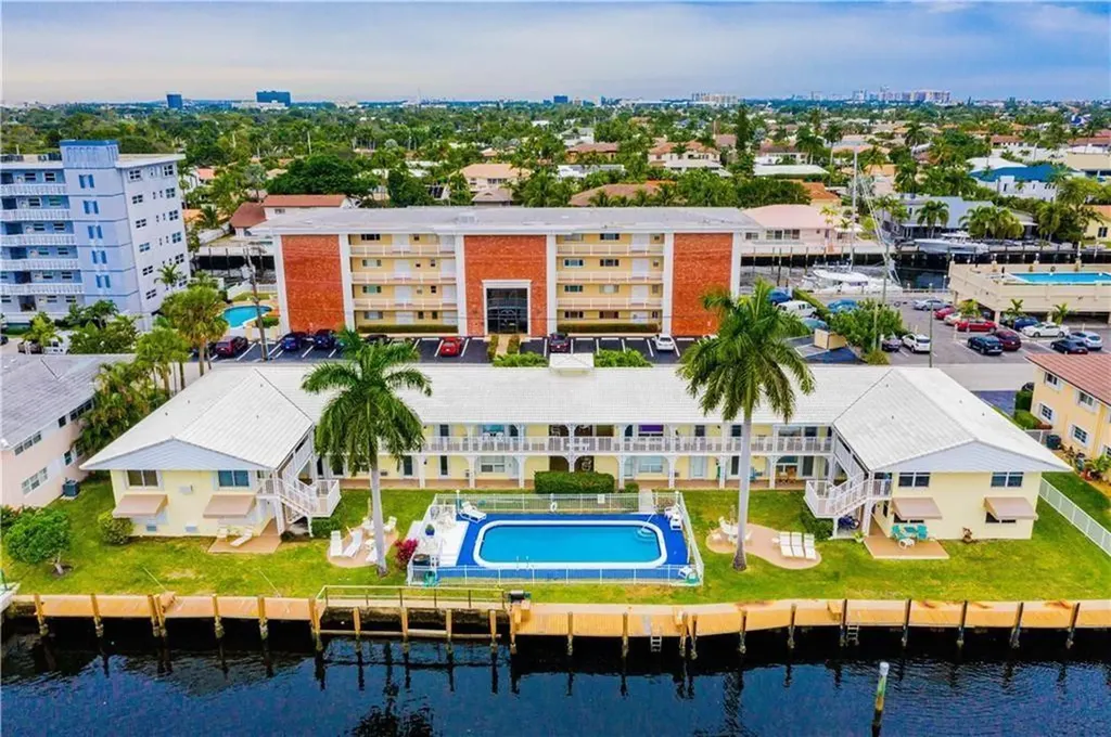 2840 NE 33rd Court Fort Lauderdale FL 33306