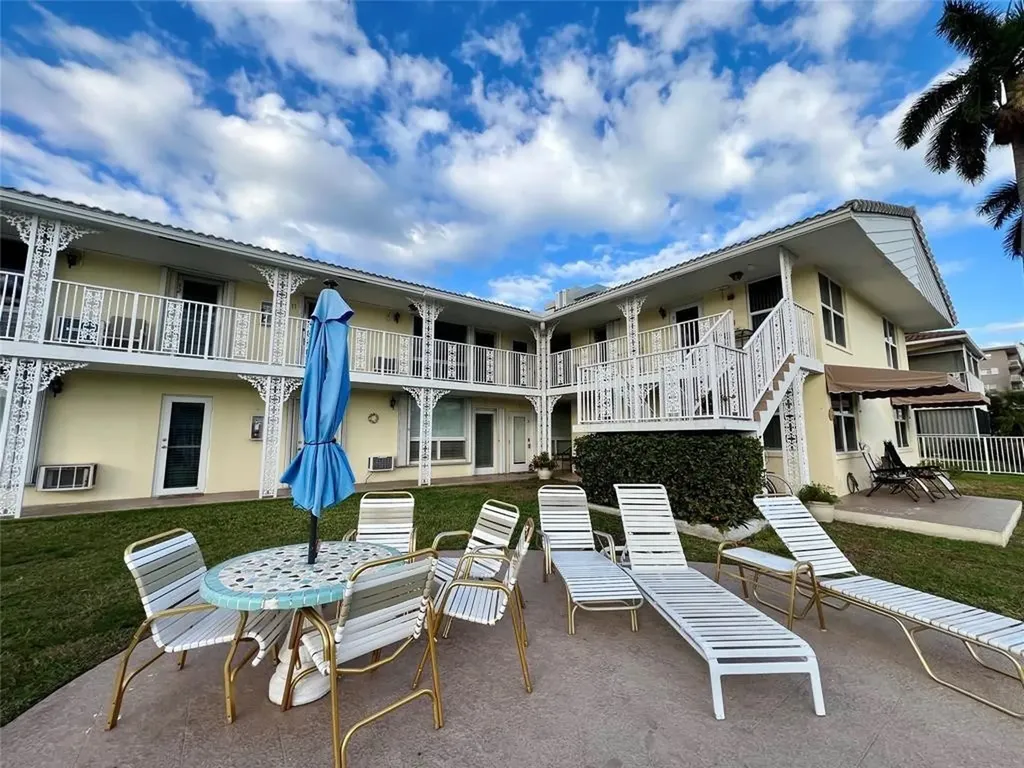 2840 NE 33rd Court Fort Lauderdale FL 33306