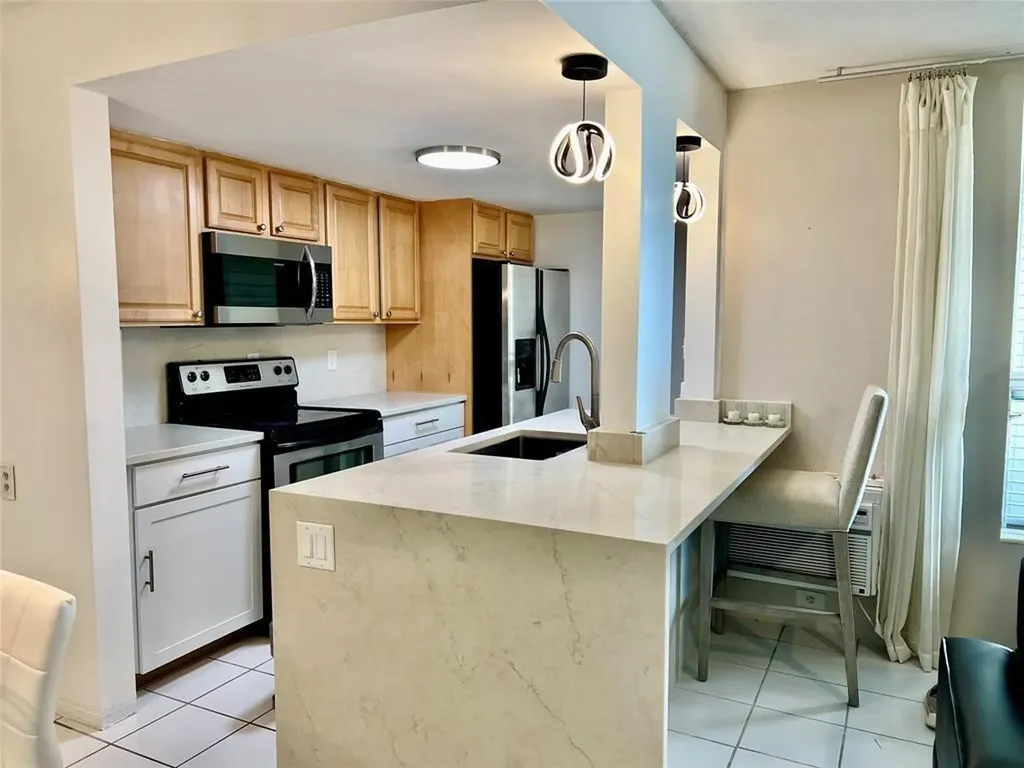 2840 NE 33rd Court Fort Lauderdale FL 33306