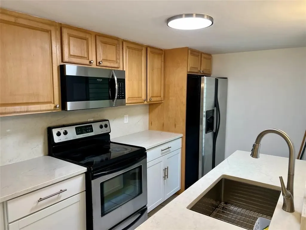 2840 NE 33rd Court Fort Lauderdale FL 33306